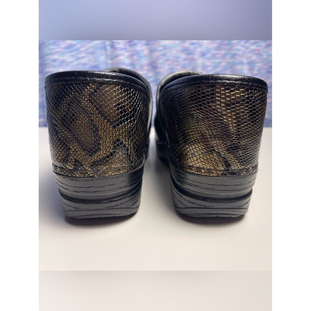 Dansko Python Print Clogs Size 8.5-9 - Picture 4 of 10